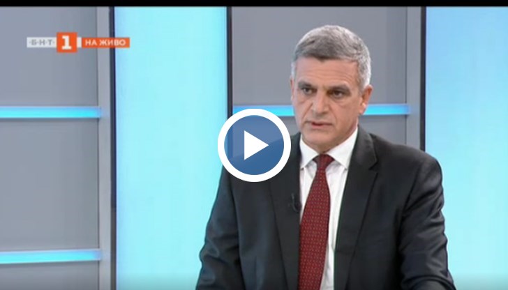 Ако се наложи, ще има още уволнения, допълни той