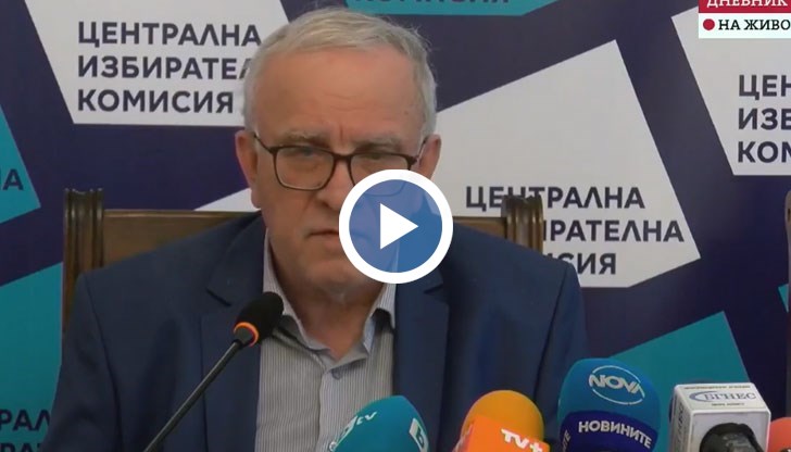 Жените гласуват с машина значително по-бързо и ловко от мъжете, заяви Цветозар Томов