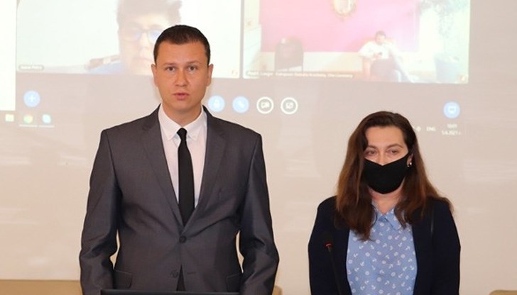 Този град е бил и вярвам, че ще продължи да е пример за толерантност, добавя зам.-областният управител на Русе