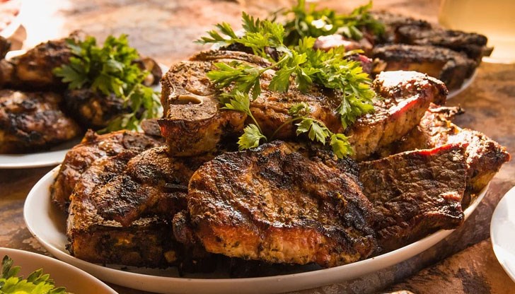 С нарастването на доходите ядем повече месо, яйца и кисело мляко