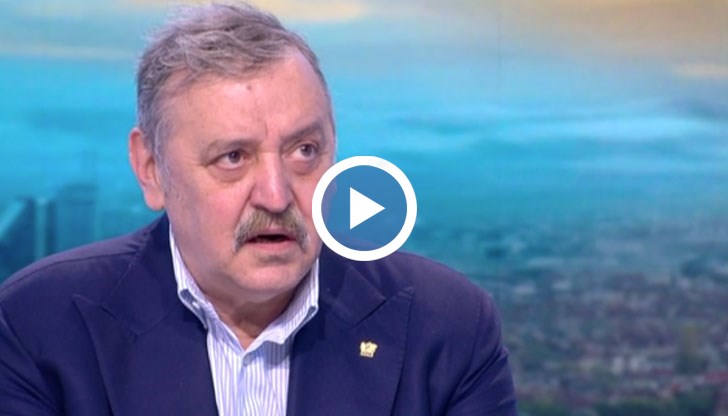 Служебният министър вероятно е „много полезен на частните структури“