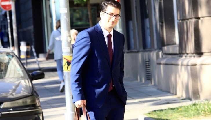 Харесвам триото Петков-Пеканов-Василев Харесвам триото Петков-Пеканов-Василев