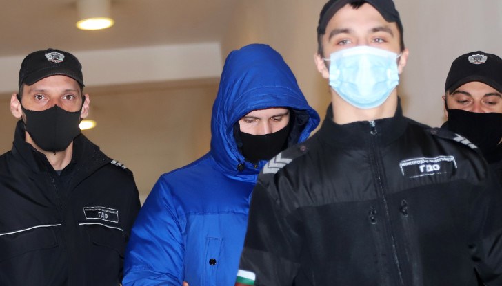 Делото продължава утре с приемането на още експертизи