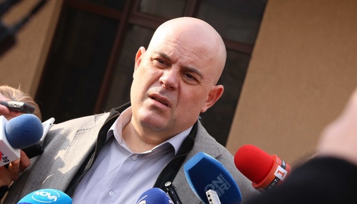 Каскета написал в Туитър, че е задържано "огромно количество наркотици"