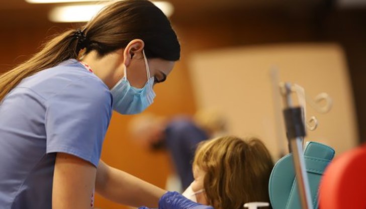 МЗ поднесе обобщена информация за коронавирусните ваксини