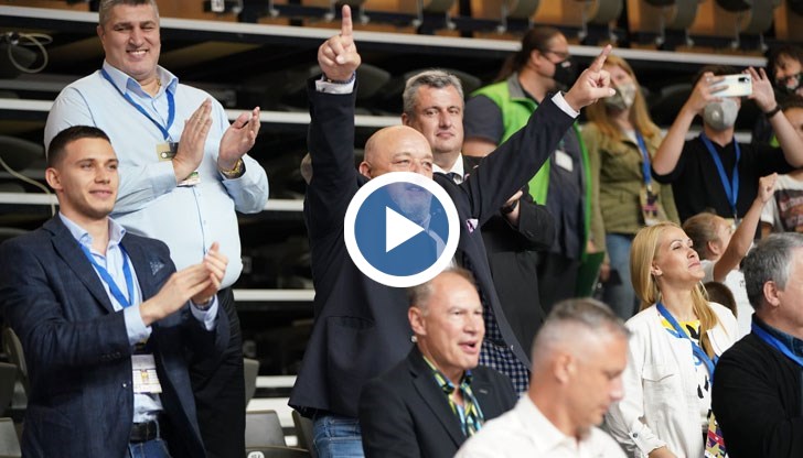 Публиката изрази недоволството си от гербаджията при връчването на медалите в Златната лига