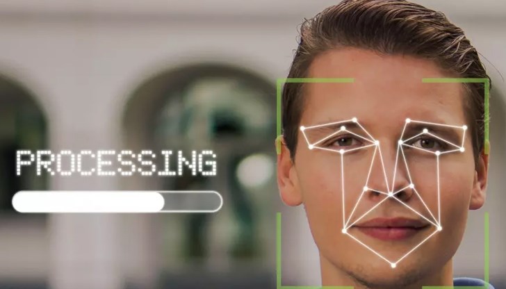 "Не искаме анализиране на нашите биометрични данни при всяка наша стъпка", допълва комисарят по защита на информацията