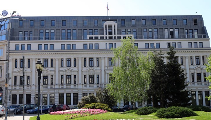 Така на практика пада поредната пречка пред смяната на ръководството на държавната банка