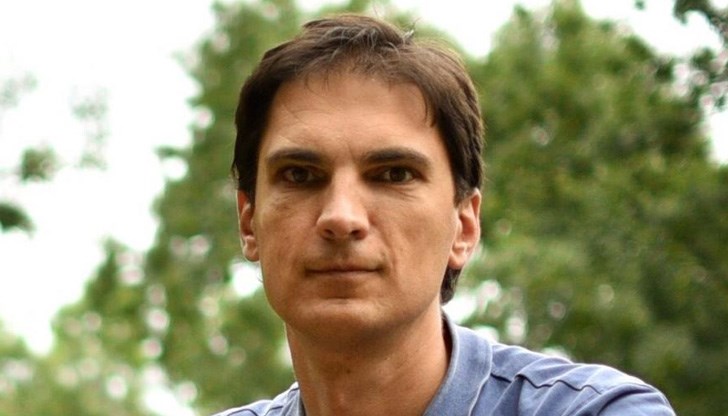 Няма наддаване, което значи, че фирмите са се разбрали, заяви Александър Дунчев