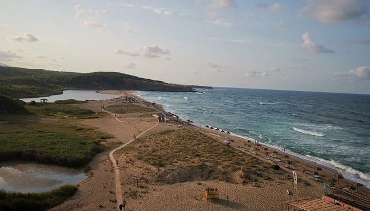 Преди месец природозащитници алармираха, че плажът е в опасност Преди месец природозащитници алармираха, че плажът е в опасност