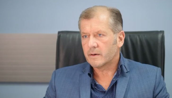 Трябва да се направят проверки, заяви той Трябва да се направят проверки, заяви той