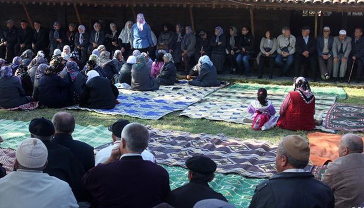 На всеки следващи избори се повтаря едно и също, а резултатите са капсулиране и етнизиране на вота, подхранване на нови страхове и разпалване на стари вражди