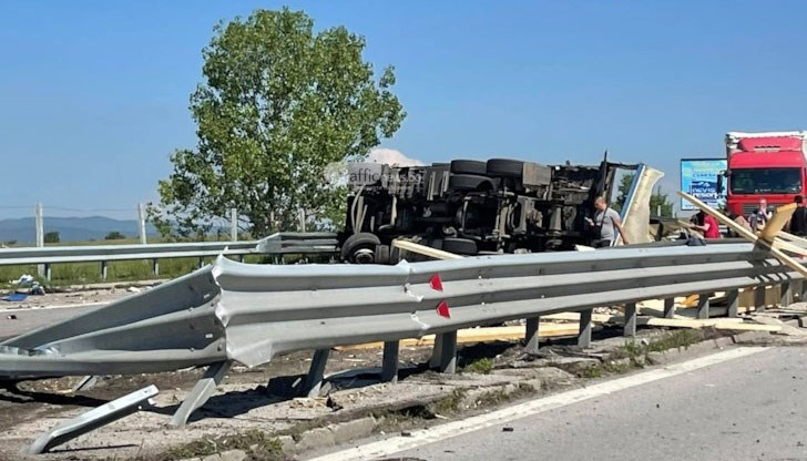 Два тира се сблъскаха челно