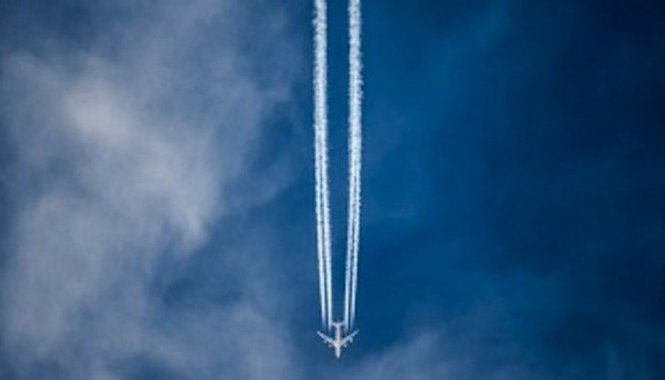 От снощи официално беларуските авиолинии нямат право да преминават през въздушното пространство на ЕС От снощи официално беларуските авиолинии нямат право да преминават през въздушното пространство на ЕС