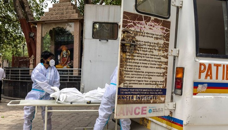 Индия отбеляза днес световен рекорд по брой на смъртни случаи от Ковид-19 за един ден - 6148