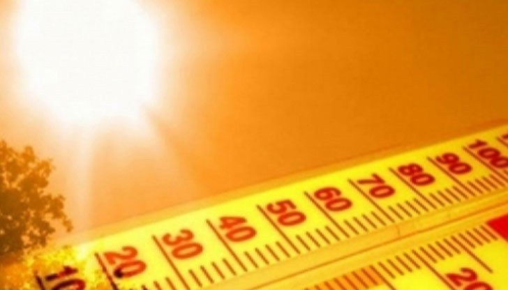 Жълт код за опасни горещини е обявен за 15 области в страната за събота