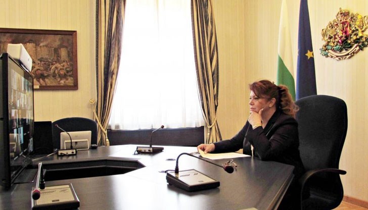 Кампания под патронажа на вицепрезидента Илияна Йотова Кампания под патронажа на вицепрезидента Илияна Йотова