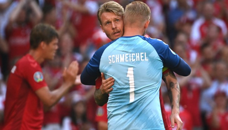 Играчите на "червения динамит" споделиха, че са останали приятно изненадани от визитата на 29-годишния полузащитник