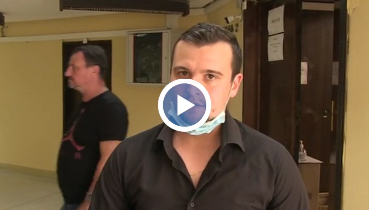 „Имаме хора професионалисти, повечето са с висше образование, с няколко езика. Разчитаме, че ще направим още по-добър резултат от предишните избори“, коментира Константин Георгиев