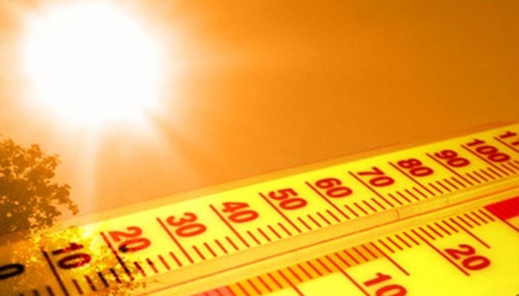 Средната температура през май се е покачила с 2,6 градуса от 16,7 градуса Целзий Средната температура през май се е покачила с 2,6 градуса от 16,7 градуса Целзий