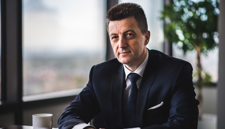 Петър Андронов зае позициите на председател на съветите на директорите на K&H Банк и K&H Застраховане в Унгария