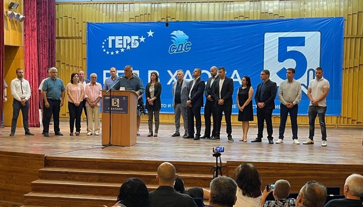 Мадуро е пример на Радев за подражание Мадуро е пример на Радев за подражание