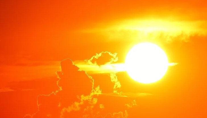 Най-високата температура на този ден е измерена през 2007 г., когато термометрите са отчели 41 градуса в Кресна