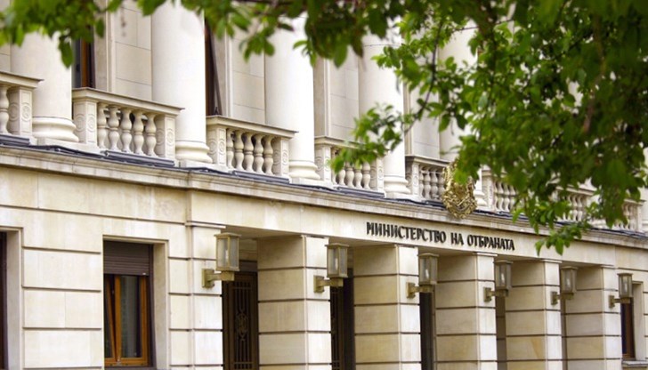 Към днешна дата всички деца на г-жа Светла Данаилова са пълнолетни, а най-малкото е на 36 години Към днешна дата всички деца на г-жа Светла Данаилова са пълнолетни, а най-малкото е на 36 години