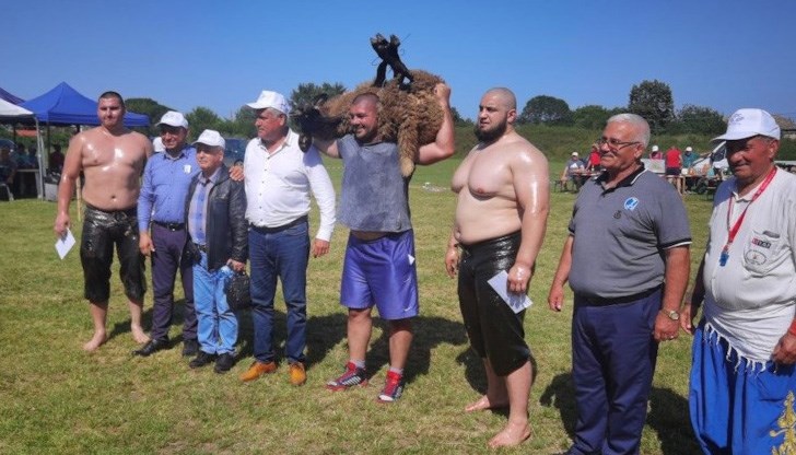 Над 150 състезатели от 12 клуба от цяла Североизточна България се включиха в надпреварата Над 150 състезатели от 12 клуба от цяла Североизточна България се включиха в надпреварата