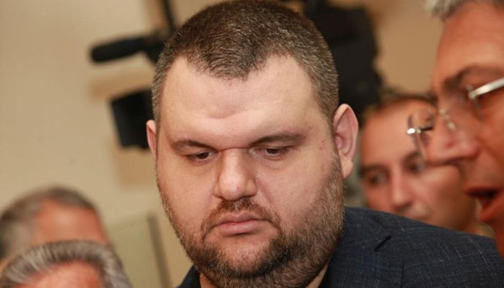 Много е вероятно Делян Пеевски да се сдобие с обвинение от САЩ, да се стигне до съдебен процес и вероятна присъда. Много е вероятно Делян Пеевски да се сдобие с обвинение от САЩ, да се стигне до съдебен процес и вероятна присъда.