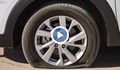 Десетки автомобили осъмнаха с нарязани гуми в София