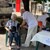 Общински служители раздават вода и мерят кръвното на русенци в жегите