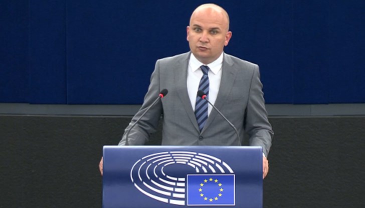 Пред Европарламента той нападна България, че използва закона Магнитски за ограничаване на права и свободи
