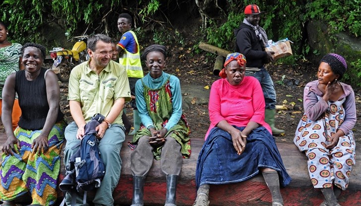 Тя иска да посети всичките 198 страни в света и да стане една от малкото, които са го обиколили