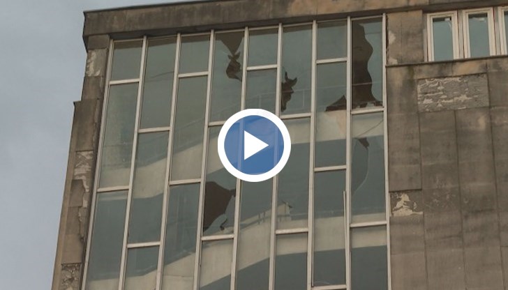 Две комисии от общината са извършили огледи на 300 жилищни имота, а към застрахователите са подадени сигнали за 650 броя имущество – движимо и недвижимо