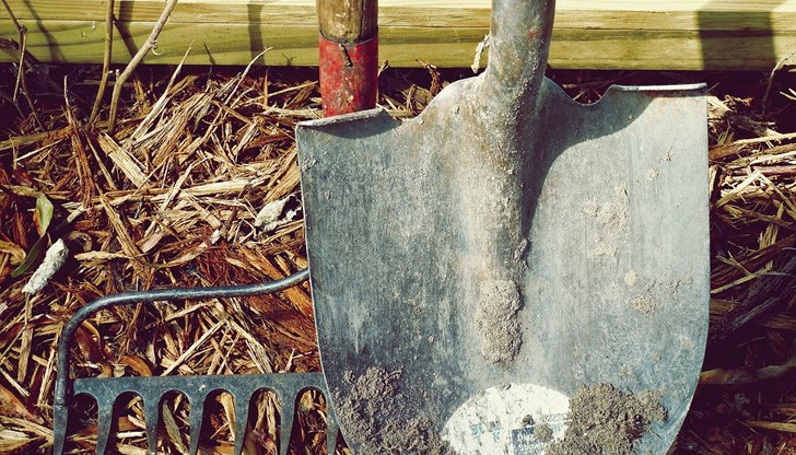 Съседската свада се разиграла в полунощ в събота