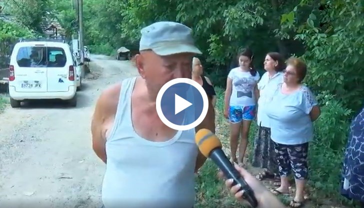 Местен жител твърди, че улицата не е ремонтирана от 80-те години на миналия век