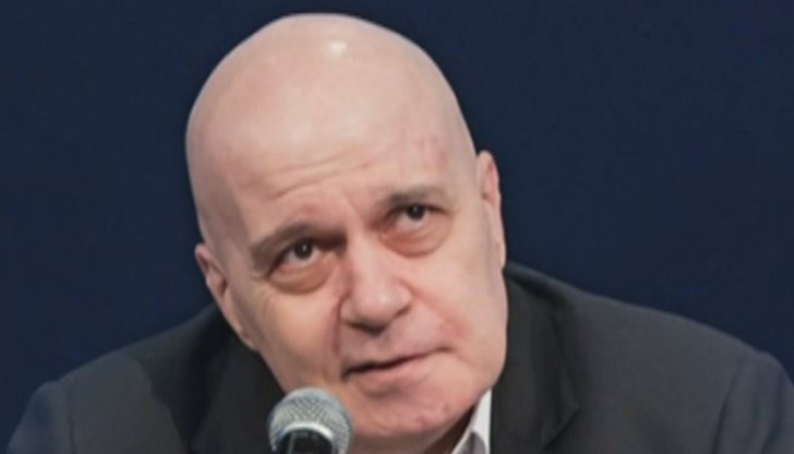 Основните политически партии отказаха коментар за оттеглянето на кандидатурата на Николай Василев от проектокабинета на ИТН