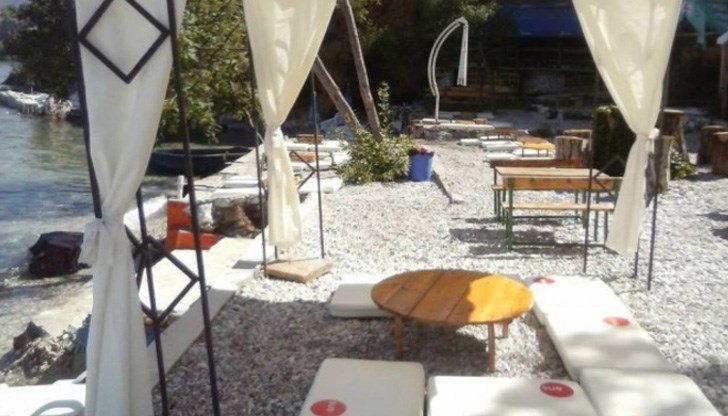 Четирима са получили леки изгаряния, а останалите имат проблеми със слуха Четирима са получили леки изгаряния, а останалите имат проблеми със слуха