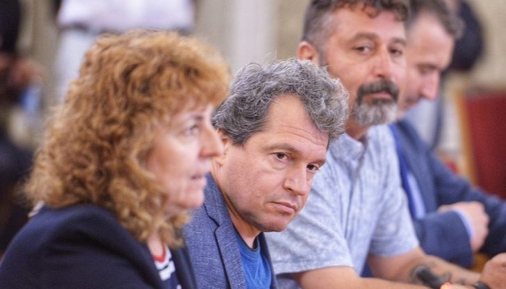 Отговорното политическо поведение сега изисква прозрачни и открити преговори пред цялото общество Отговорното политическо поведение сега изисква прозрачни и открити преговори пред цялото общество