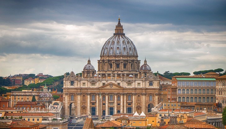 Около 40 процента от имотите са институционални сгради, като училища, манастири и болници