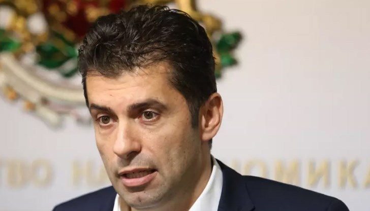 На България, в която не се краде и харчиш парите на данъкоплатците сякаш са твоите се радва служебният министър