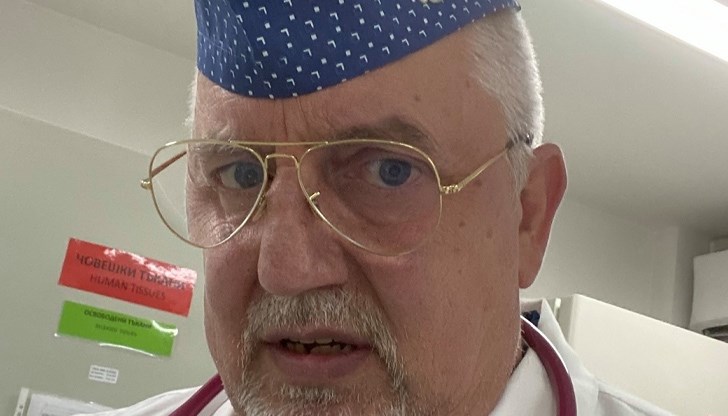 "Щото Деси Атанасова, която назначи проф Балтов, беше цветът на медицината" "Щото Деси Атанасова, която назначи проф Балтов, беше цветът на медицината"