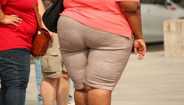 Диетите, периодичното гладуване и различни други методи, включително лекарства, в повечето случаи могат да повлияят неблагоприятно на здравето на човек на възраст