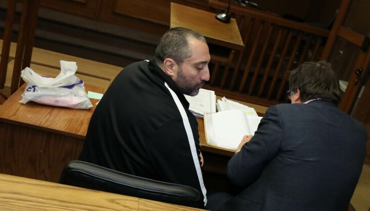 След три години зад решетките току-що Апелативният специализиран наказателен съд (АСНС) го пусна под домашен арест След три години зад решетките току-що Апелативният специализиран наказателен съд (АСНС) го пусна под домашен арест