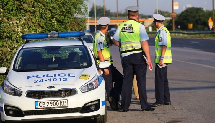 Материалите по случая са предадени на разследващ полицай в сектор „Пътна полиция“ и е образувано бързо производство за извършено престъпление Материалите по случая са предадени на разследващ полицай в сектор „Пътна полиция“ и е образувано бързо производство за извършено престъпление
