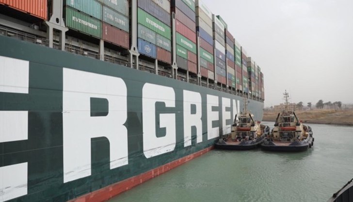 "Евър Гивън" беше конфискуван за повече от 100 дни от египетските власти "Евър Гивън" беше конфискуван за повече от 100 дни от египетските власти