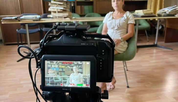 Лентата е дело на младата русенка Теодора Петрова и е направен за няколко дни