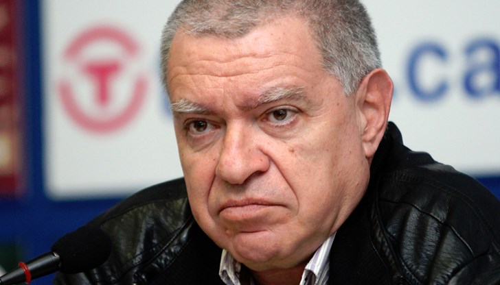 Професорът по математика е известен като един от големите противници на машинното гласуване Професорът по математика е известен като един от големите противници на машинното гласуване