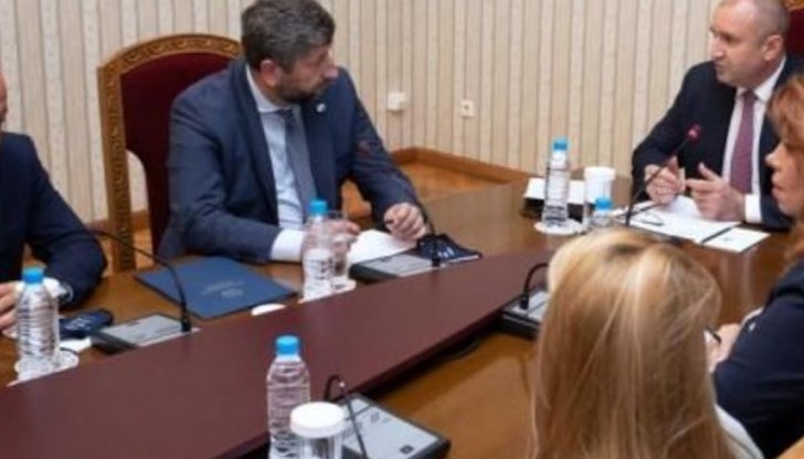 Това заяви президентът днес по време на срещите си с парламентарно представените партии